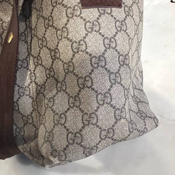 Gucci GG plus diaper bag with changing mat - Picture 9 of 11